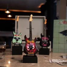 Gitara Mini Guitar: Shout At The Devil