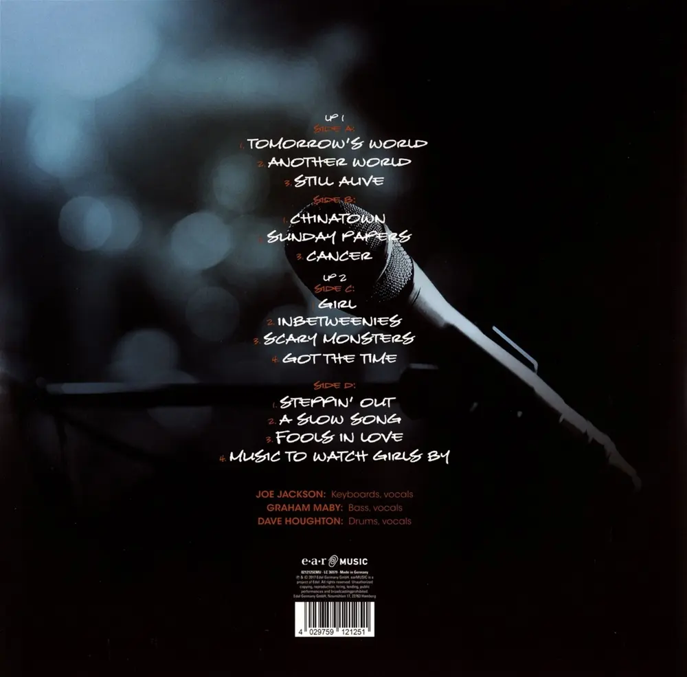 LIVE MUSIC