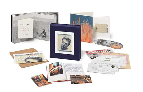 FLAMING PIE (Deluxe Edition Box Set)