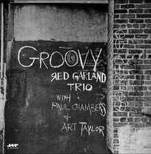 Vinyl GROOVY