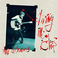 CD LIVING IN CLIP