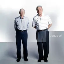 Twenty One Pilots, Vinyl Vessel