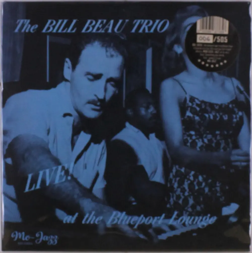 LIVE AT THE BLUEPORT LOUNGE