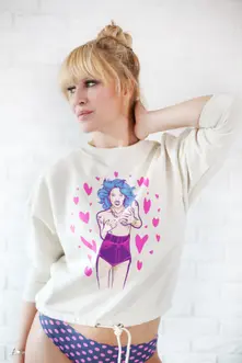 IM A WOMAN CREWNECK thumbnail