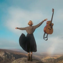 Nina Nesbitt, CD MOUNTAIN MUSIC