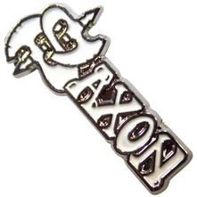 SAXON, Odznak White Logo