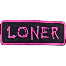 Yungblud, Nažehlovačka Loner