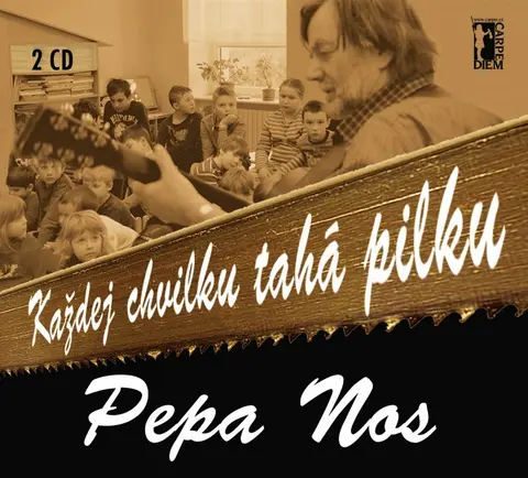 Každej chvilku tahá pilku