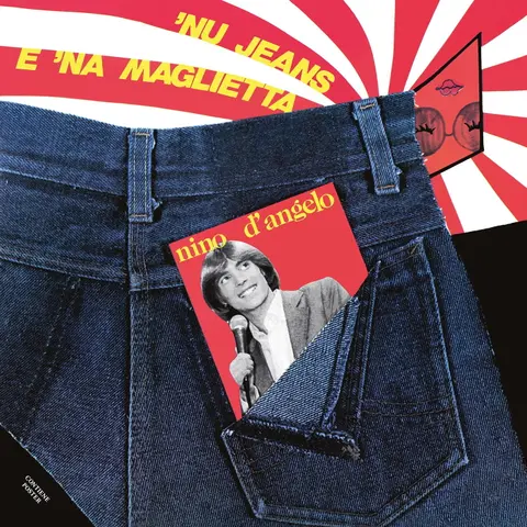 NU JEANS E 'NA MAGLIETTA