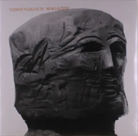 MAGAZINE