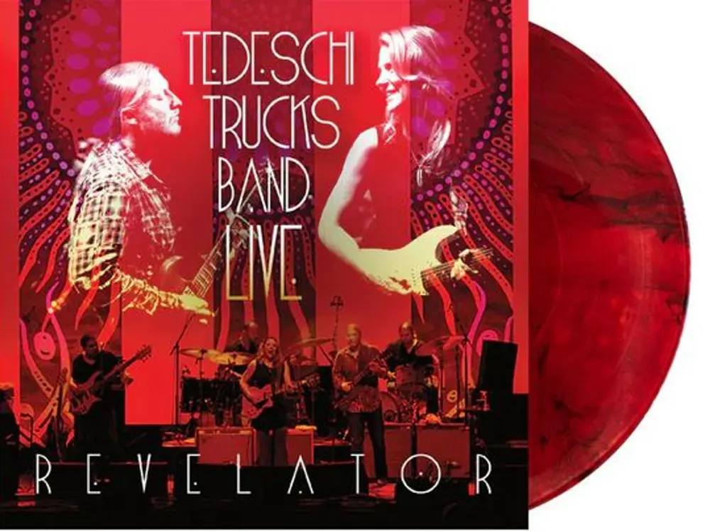 LIVE REVELATOR