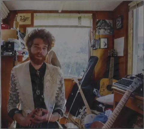Field Medic – CD SONGS FROM THE SUNROOM