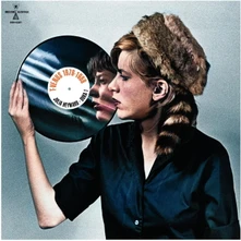 Julia Heyward & T-Venus, Vinyl VENUS - DUKA 1 1979-1988