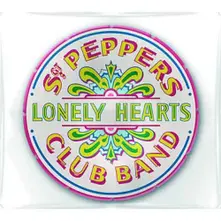 The Beatles – Sgt Pepper Drum Car (Rubber Magnet) (Magnetka)