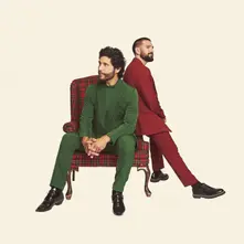 Dan + Shay – IT'S OFFICIALLY CHRISTMAS (CD)