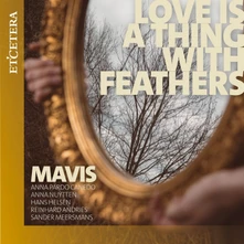 Mavis Staples, CD LOVE IS A THING WITH FEATHERS