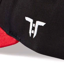 Misfits Gaming Red Peak thumbnail