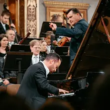 Igor Levit, CD Brahms: Piano Concertos & Solo Piano Opp. 116 - 119