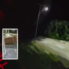 Vinyl MAKING A DOOR LESS OPEN