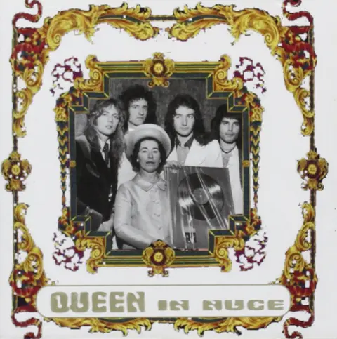 Queen In Nuce