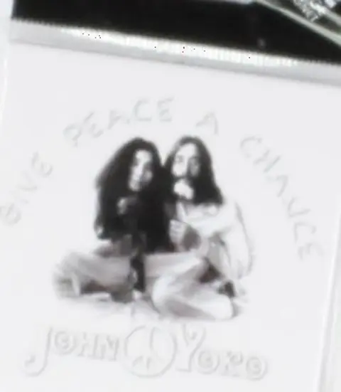 John Lennon – Magnetka Peace