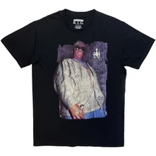 Tričko Unisex T-Shirt: Biggie With Bottle (Black)