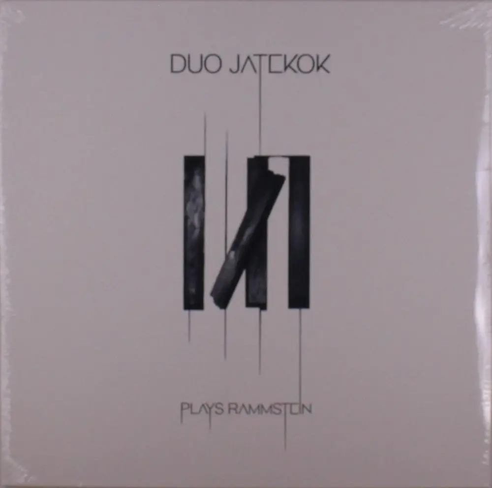 DUO JATEKOK PLAYS RAMMSTEIN