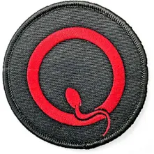 Queens of the Stone Age – Q Logo (Nažehlovačka)