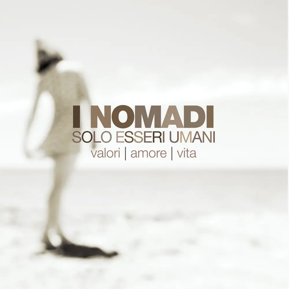 SOLO ESSERI UMANI