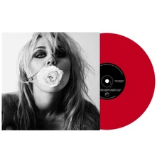 Miley Cyrus, Vinyl BASS PERSUADES