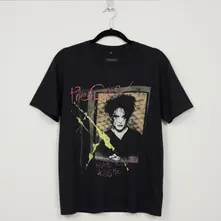 Kiss Me Vintage thumbnail