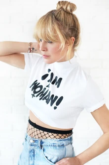 IM A WOMAN TEE thumbnail